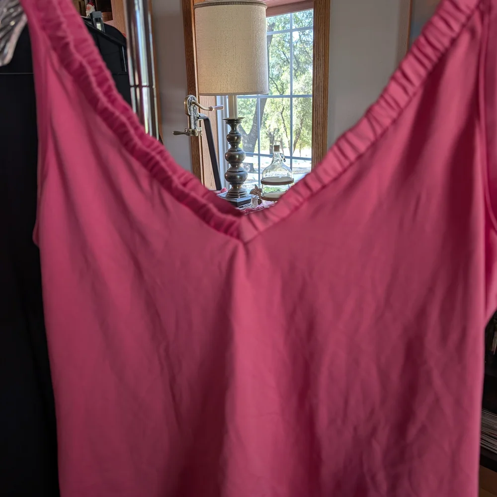 Pink Ruffled Women's Top - Picture 3 of 4